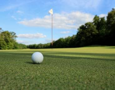 Un golf à deux pas de l'océan	