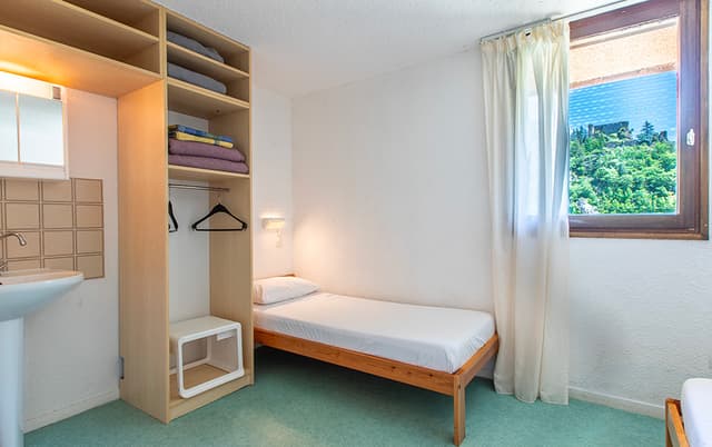 Carrousel image 2