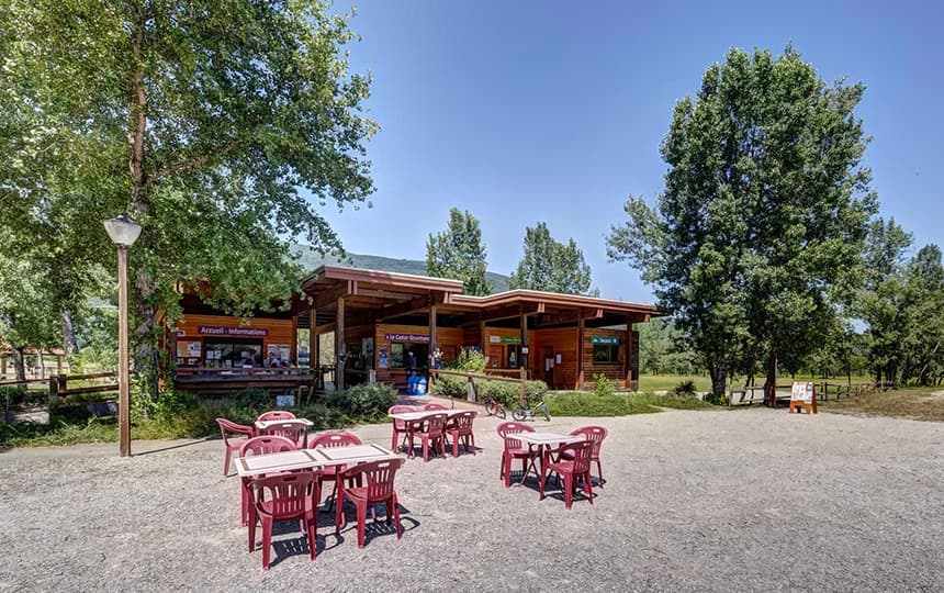 Le Village des Oiseaux à Motz - Extérieur