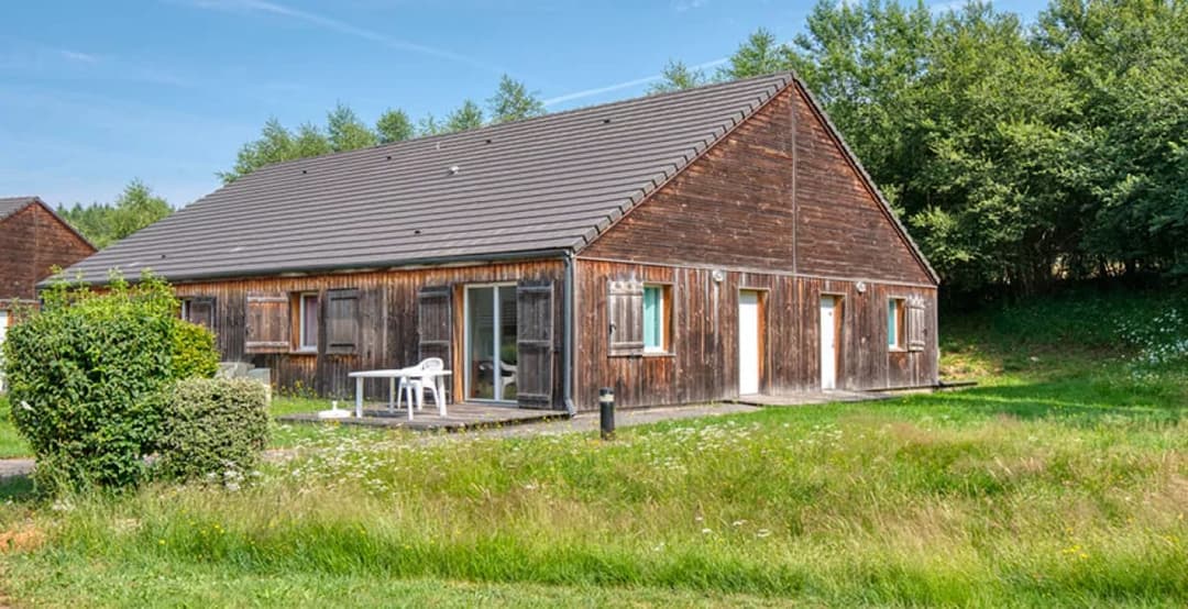 Résidence Le Domaine du Bosquet à Egletons - Extérieur